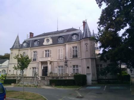 Résidence  Le Château De Louche